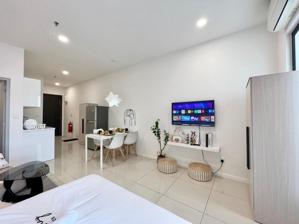 Highpark Suites Kelana Jaya, Petaling Jaya By Sleepy Bear Exterior photo