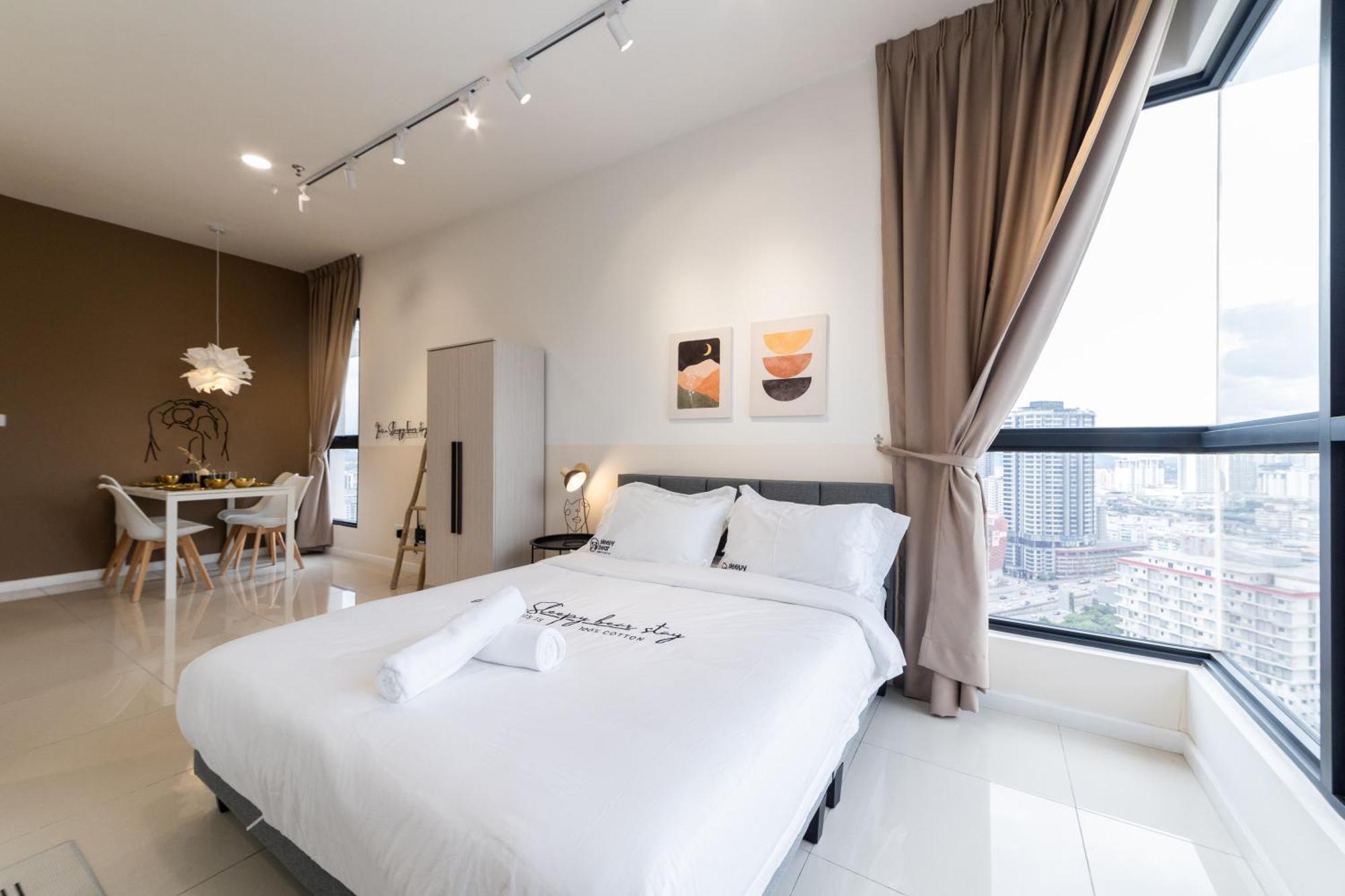 Highpark Suites Kelana Jaya, Petaling Jaya By Sleepy Bear Exterior photo