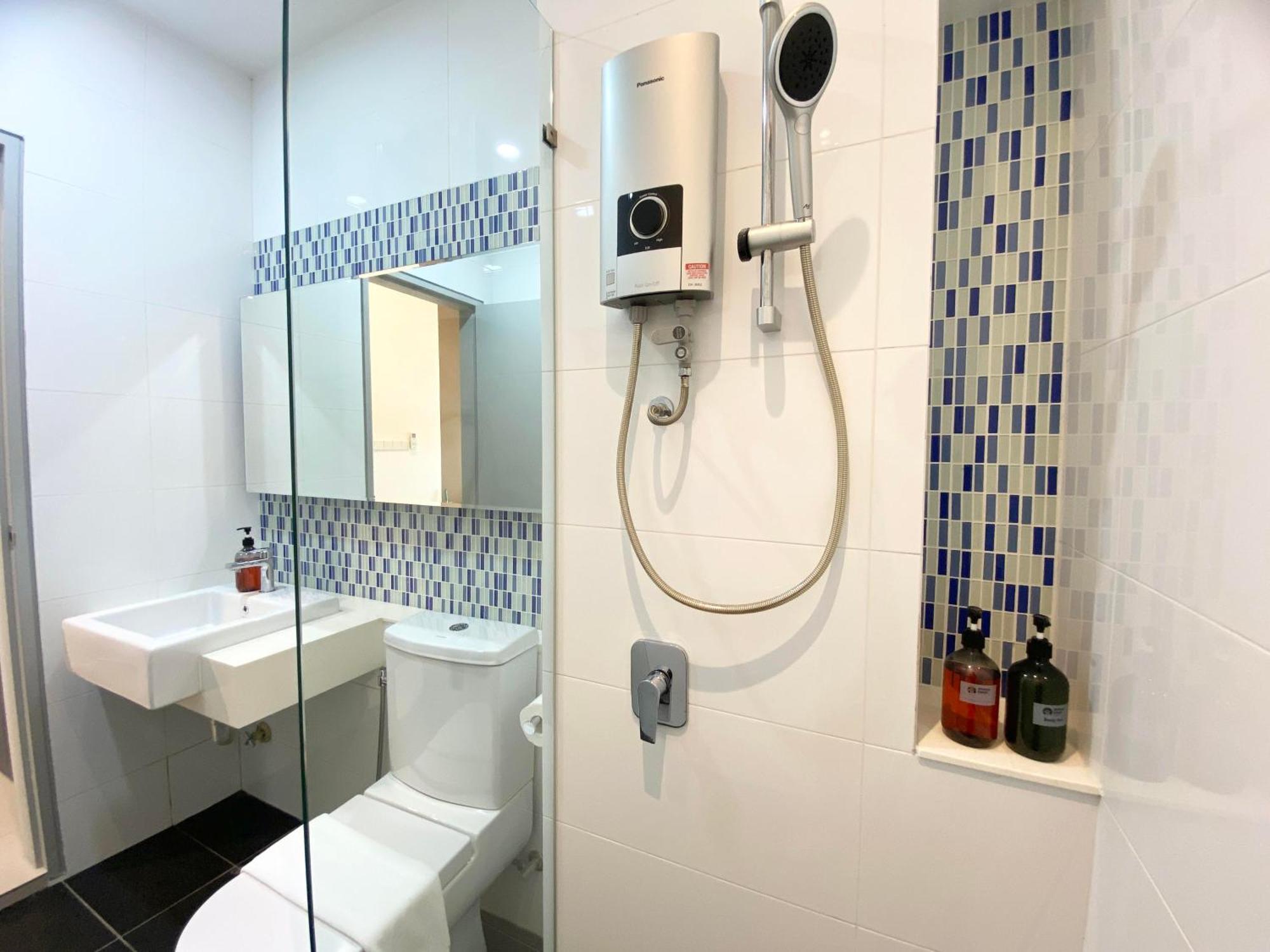Highpark Suites Kelana Jaya, Petaling Jaya By Sleepy Bear Exterior photo
